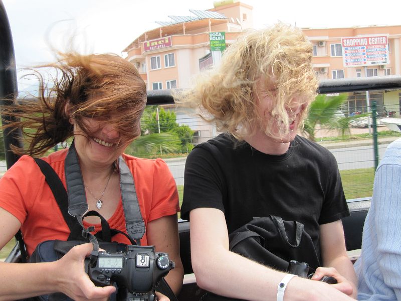 096 2014-04-22 Jeep-Safari